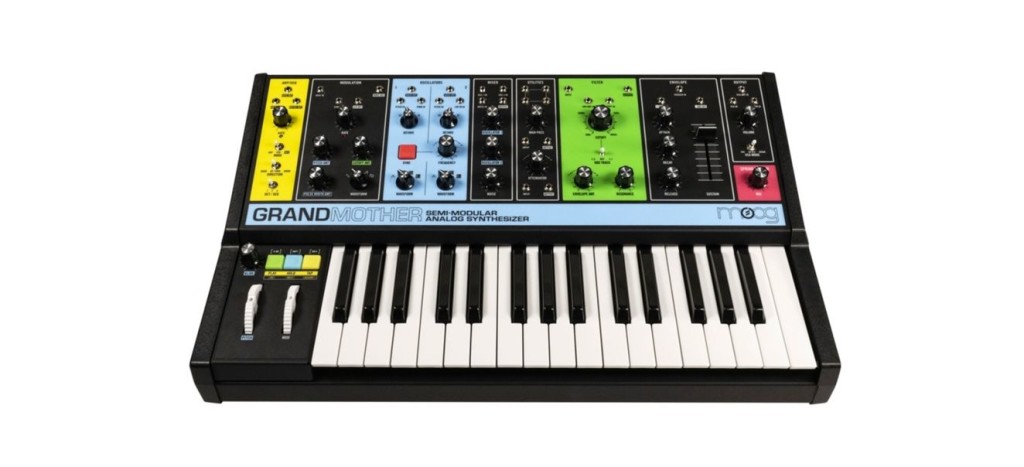 moog grandmother front