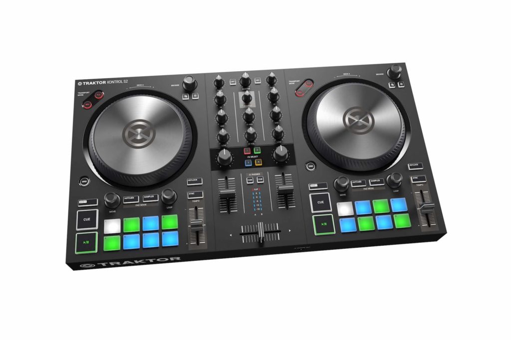 Native Instruments Traktor Kontrol S2 mk3 controller dj midi music strumenti musicali test