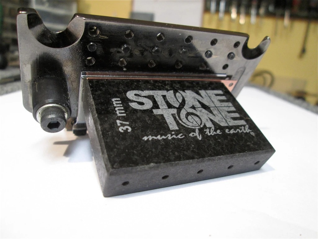 Stone Tone Rock Block strumenti musicali