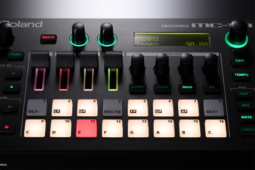 roland mc-101