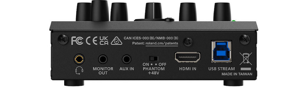 Roland UVC-02 live streaming audio video hardware digital studio strumentimusicali mobile