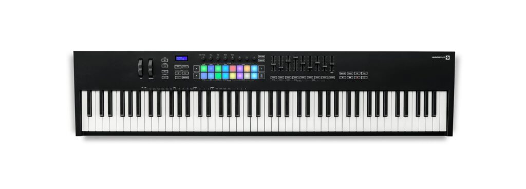 Novation Launchkey 88 tastiera master keyboard producer music midiware strumentimusicali