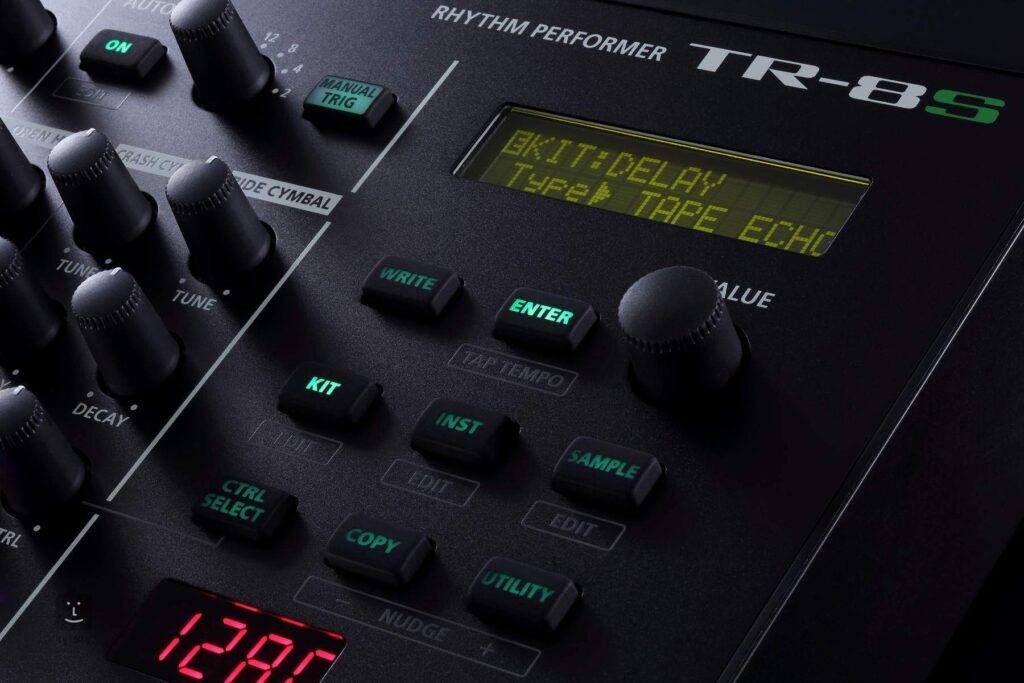 roland tr-8s editor recensione driver tutorial programmazione programming techno luca pilla