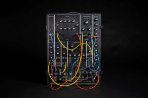 moog model 10 back in stock robert moog 1971 vintage modular synth news midiware smstrumentimusicali.it