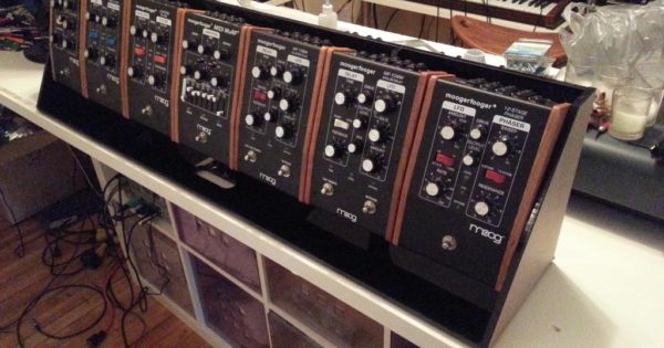 Moog Moogerfooger pedali effetti midiware