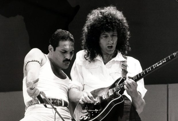 Brian May Freddie Mercury strumenti musicali queen virtual guitar tutorial chitarra elettrica