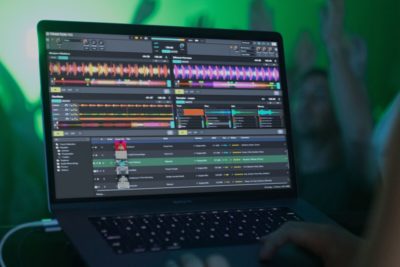 dj producer speciale live strumenti musicali