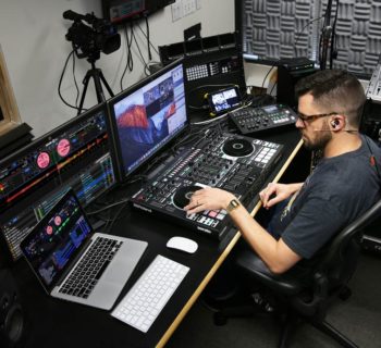 Roland DJ-202 mixpack bundle hardware software beatport dj live producer strumenti musicali