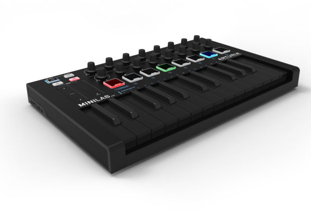 Arturia MiniLab MkII Deep Black controller MIDI tastiera keyboard midiware strumenti musicali