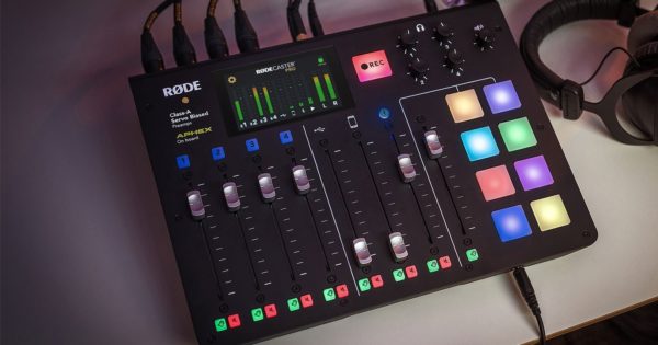 RØDECaster Pro 2.0