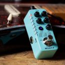 Mooer E7 synth stompbox pedale chitarra elettrica basso guitar bass electric backline strumenti musicali