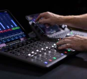 Avid S1 superficie di controllo surface control daw software hardware soundwave audiofader