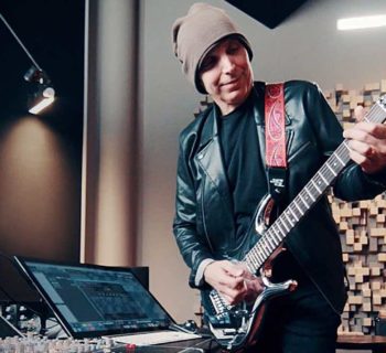 Ik Multimedi Joe Satriani chitarra guitar software mogar strumenti musicali