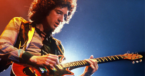 brian may strumenti musicali