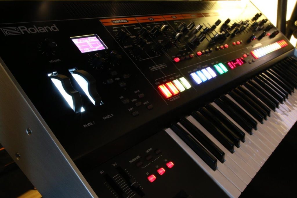 roland jupiter-x