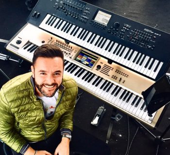 JACOPO CARLINI tastiera rai mediaset sanremo live intervista riccardo gerbi sturmenti musicali smandfriends korg piano keyboard
