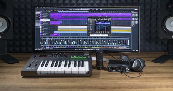 Steinberg Production Starter Kit software bundle hardware cuffie mic headphones software daw strumenti musicali