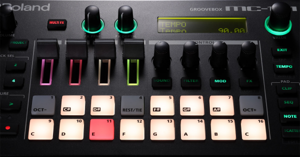 roland mc-101