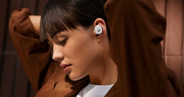 Sennheiser CX 400BT bluetooth in-ear monitor audio mobile iOS Android consumer exhibo strumenti musicali
