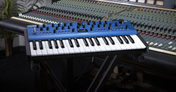 MODAL COBOLT8 synth sintetizzatore hardware music producer midiware strumenti musicali