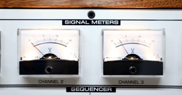 Analogue Solutions Colossus hardware synth sintetizzatore strumenti musicali synthi 100