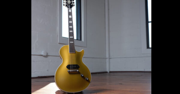 Epiphone Jared James Nichols Gold Glory Les Paul Custom chitarra elettrica strumenti musicali