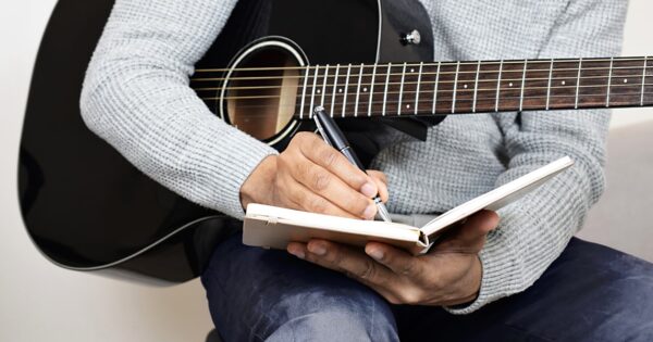 Berklee Online Master of Arts Songwriting strumentimusicali corso