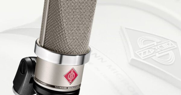 Neumann TLM 102 microfono home studio project pro audio recording rec review test recensione exhibo strumentimusicali luca pilla