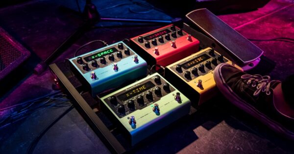 Ik Multimedia AmpliTube X-Gear pedaliera digital chitarra guitar fx stompbox mogar strumenti musicali