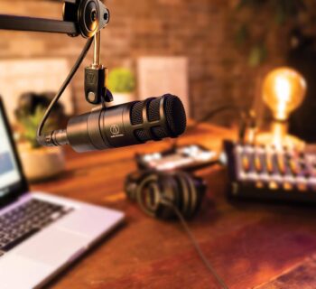 Audio-Technica AT2040 podcast broadcast recording home studio microfono dinamico ipercardioide aeb distirbuzioni strumentimusicali