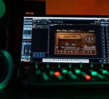Steinberg Amped Elektra Absolute 5 virtual instrument soft synth sintetizzatore music producer audiofader