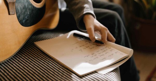 Berklee Online Songwriting Course corso scrittura musicisti strumentimusicali