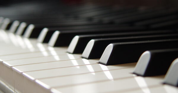 video al pianoforte 4