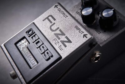 BOSS FZ-1w pedale fuzz stompbox chitarra fx hardware pedaliera strumentimusicali