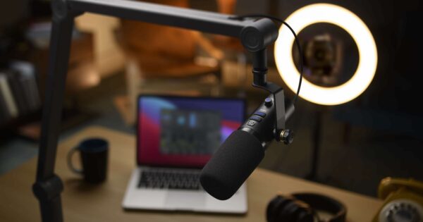 Presonus Revelator mic USB recording home studio broadcast recording midi music audiofader