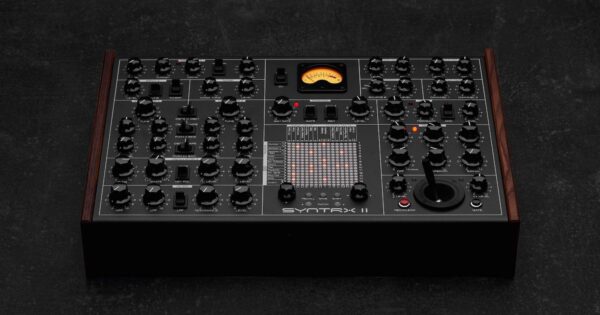 EricaSynth Syntrx 2 modular synth sintetizzatore hardware producer strumentimusicali