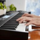 Novation Launchkey 88 tastiera master keyboard producer music midiware strumentimusicali