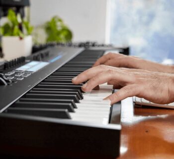 Novation Launchkey 88 tastiera master keyboard producer music midiware strumentimusicali