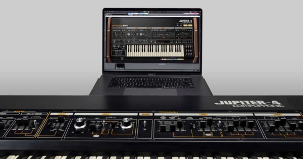 Roland JUPITER-4 soft synth sintetizzatore virtuale producer keyboard vintage strumentimusicali