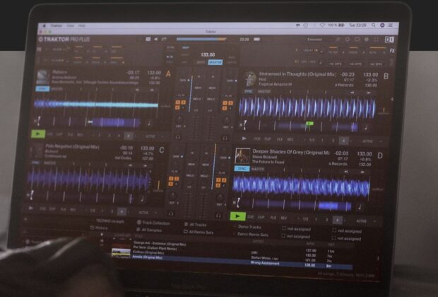 NI Traktor Pro Plus dj abbonamento sample producer software midimusic strumentimusicali