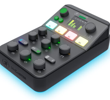 Mackie MCaster Studio interfaccia audio recording home studio streaming podcast broadcast adagio strumentimusicali