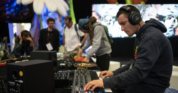 MusicOneX Prolight + Sound 2025