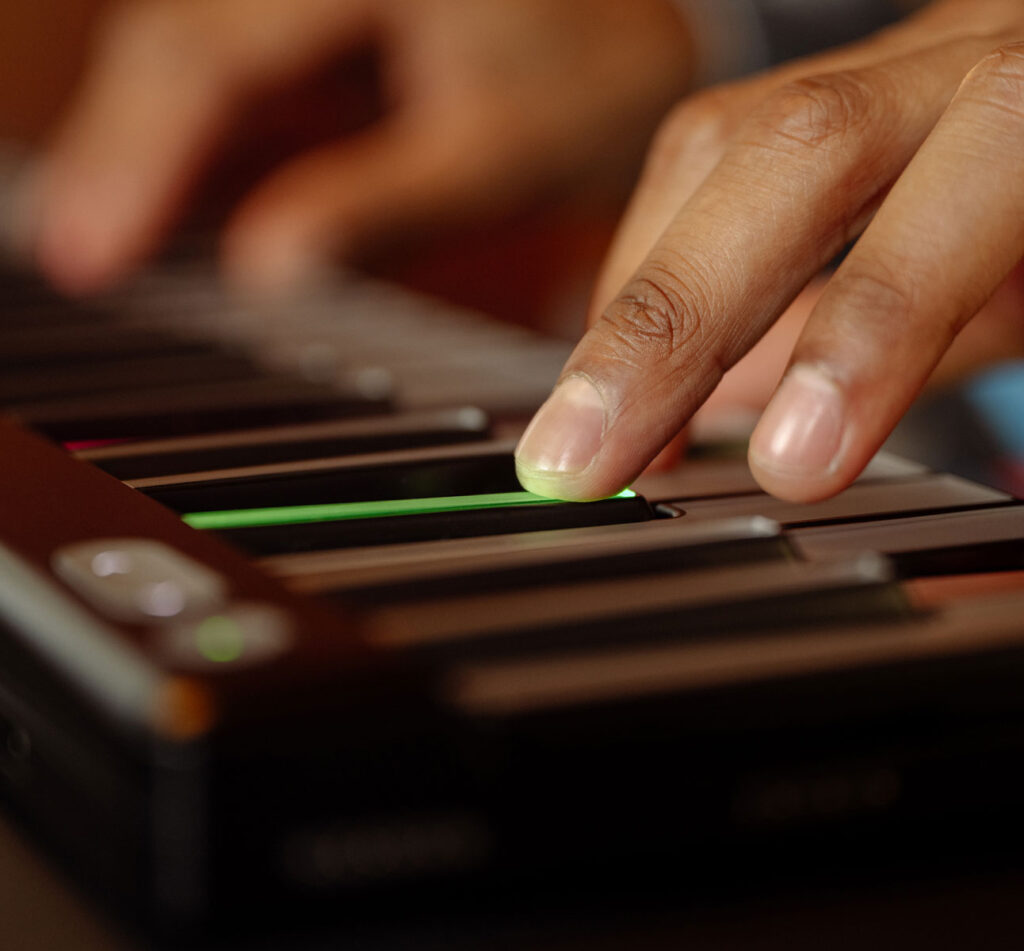 roli piano m