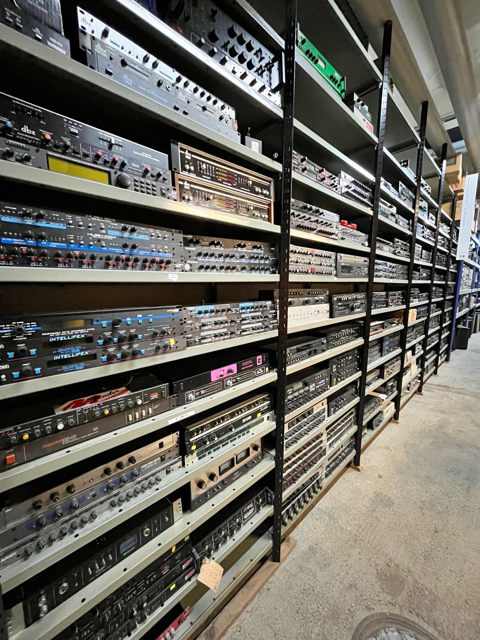 smem alfredo migliavacca museo synth friburgo sm strumenti musicali