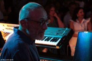 concertozzo riccardo gerbi sm strumenti musicali elio e le storie tese biella