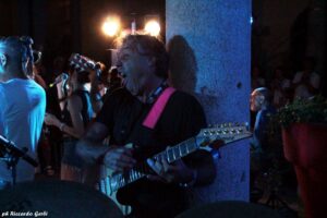 concertozzo riccardo gerbi sm strumenti musicali elio e le storie tese biella