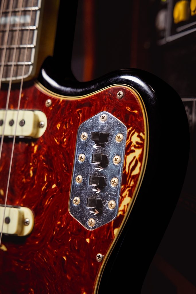 Fender, Fender Custom Shop, George Harrison, Bass VI, Beatles, Abbey Road, Limited Edition, Relic