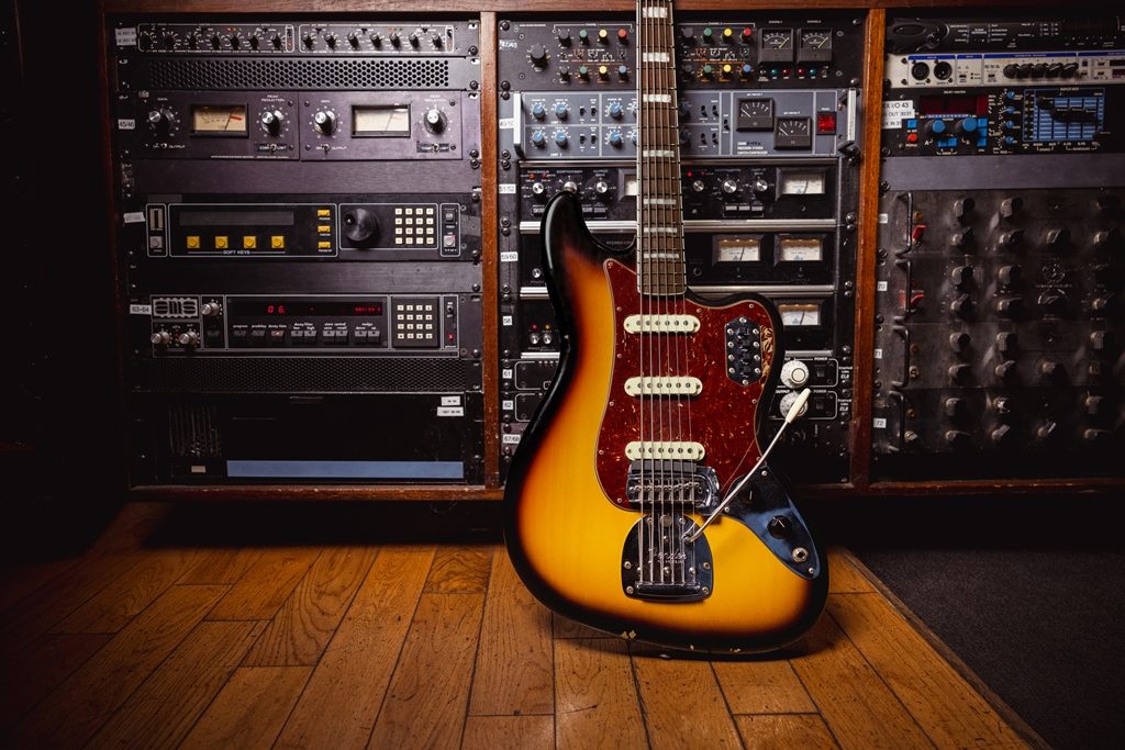 Fender, Fender Custom Shop, George Harrison, Bass VI, Beatles, Abbey Road, Limited Edition, Relic