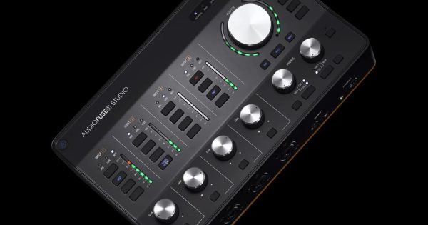 Arturia, AudioFuse Studio Rev2, AudioFuse, interfaccia audio, USB-C, recording, studio, preamplificatori, ADAT, S/PDIF