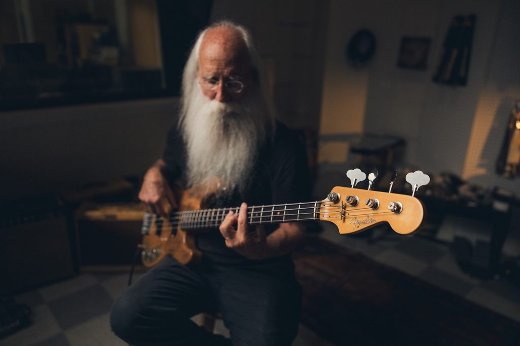 Fender, Lee Sklar, Precision Bass, Fender Stories Collection, bassi elettrici, EMG, Hipshot, bassisti, strumenti musicali